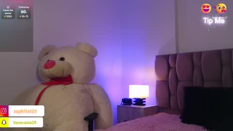 Sophia Carson online show from 12.19.24