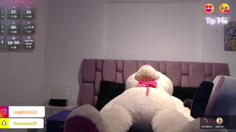 Sophia Carson online show from 12.23.24