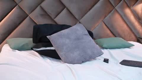 Sofia online show from 04.15.26