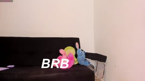 Snapshot of sophia_walkett chatting on 12.12.24 Michelle online show from 12.12.24