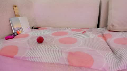 Snapshot of sophia_walkett chatting on 03.18.26 Michelle online show from 03.18.26