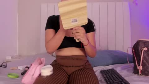 Snapshot of sophia_walkett chatting on 04.09.26 Michelle online show from 04.09.26