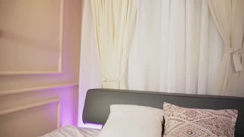 Sofi online show from 09.12.25