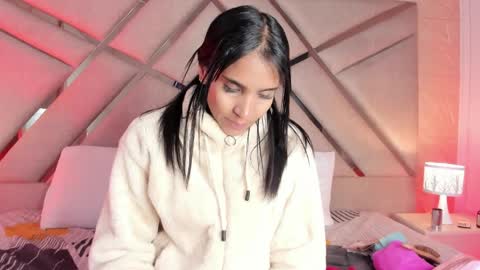 Sophia Paris online show from 04.09.26