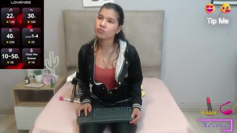 Sophia Bedford online show from 04.20.26