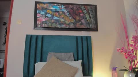 sophiacolliins online show from 09.12.25