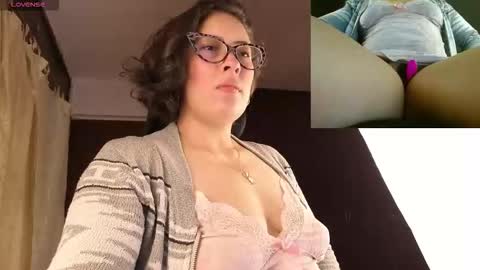 Sophia online show from 11.04.25