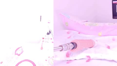 Snapshot of sophialovers01 chatting on 09.11.25 phi online show from 09.11.25