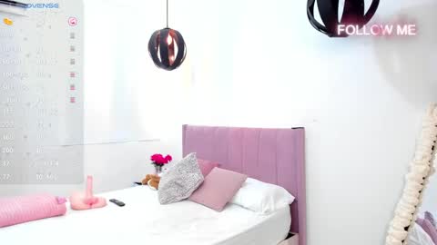 Im Sophia Model Independent   Enjoy My videos here when Im Offline online show from 01.13.25