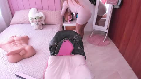    online show from 02.15.25