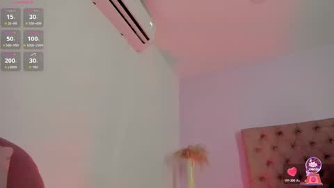 Snapshot of sophiarossee chatting on 09.23.25 Sofi online show from 09.23.25