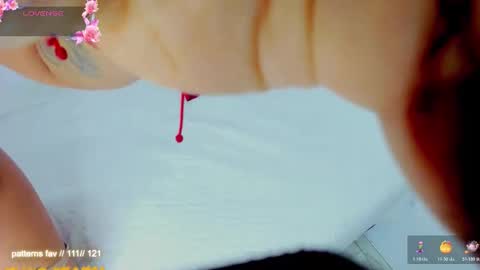 Snapshot of sophie__walker chatting on 10.18.25 Sophia online show from 10.18.25