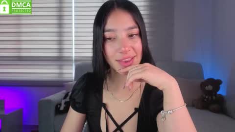 Sophie  online show from 11.19.25