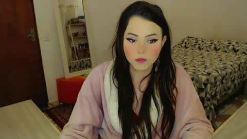 Snapshot of sophie_fantasy_hot chatting on 06.15.26 Sophie Fantasys online show from 06.15.26