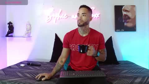 SOPHIE - FOXX online show from 04.21.26