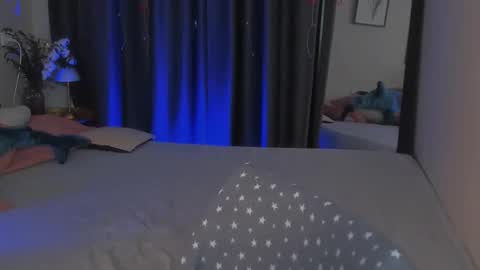 sophie_nomenal_ online show from 11.27.25