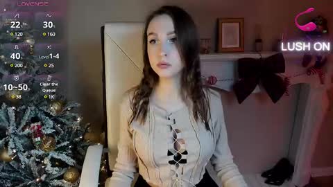 Snapshot of sophie_rocks chatting on 12.08.24 Sophie online show from 12.08.24