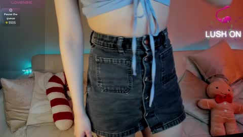 Snapshot of sophie_rocks chatting on 12.20.24 Sophie online show from 12.20.24