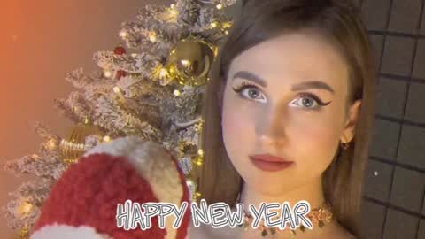 Snapshot of sophie_rocks chatting on 12.27.24 Sophie online show from 12.27.24