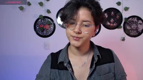 sophie_ross1 online show from 10.21.25