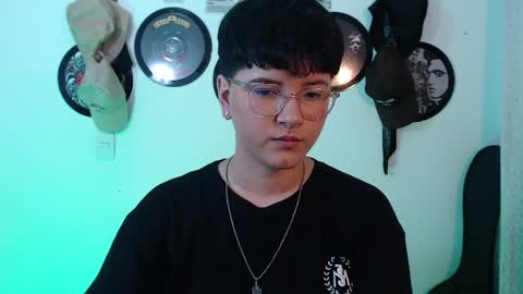 sophie_ross1 online show from 04.07.26