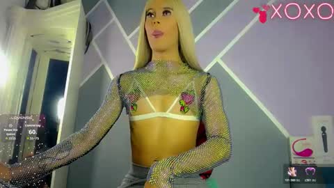 sophie_vall online show from 10.21.25