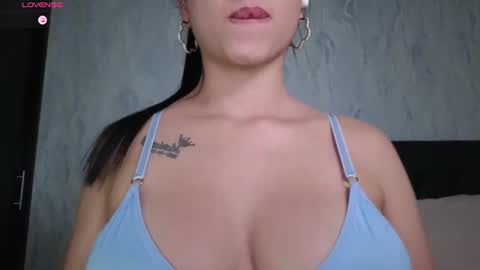 Snapshot of sophie_x1 chatting on 06.20.26 Sophie online show from 06.20.26