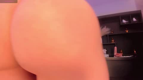 Sophie online show from 02.16.25