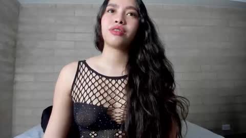 Snapshot of sophiebellucci chatting on 11.29.25 sophiebellucci online show from 11.29.25