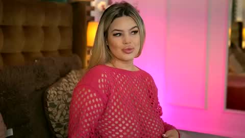 Sophie online show from 11.16.25