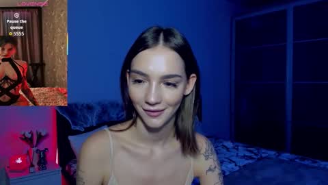 Snapshot of sophiecherrie chatting on 11.02.25 Sophie online show from 11.02.25