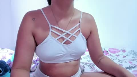 Snapshot of sophieewoods chatting on 02.01.25 Sophie Woods online show from 02.01.25