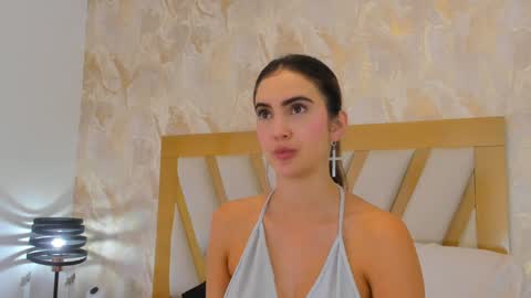 Sophie online show from 12.04.24