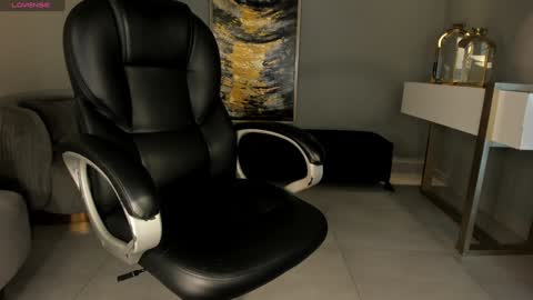 Snapshot of sophiepalmerx chatting on 02.08.25 Sophie Palmer online show from 02.08.25