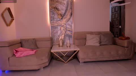 Snapshot of sophiepalmerx chatting on 03.09.25 Sophie Palmer online show from 03.09.25