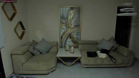 Snapshot of sophiepalmerx chatting on 10.06.25 Sophie Palmer online show from 10.06.25