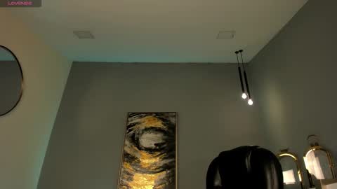 Snapshot of sophiepalmerx chatting on 10.29.25 Sophie Palmer online show from 10.29.25