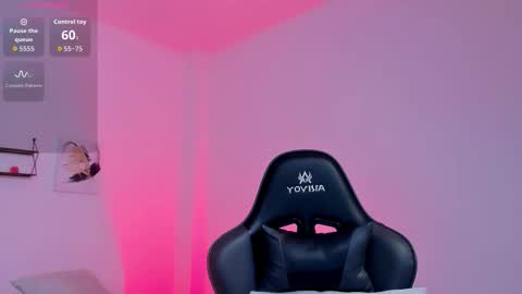 Snapshot of sophierooy chatting on 03.12.26 sophierooy online show from 03.12.26