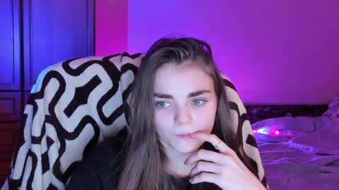 Sophie and my bestie Mandy    online show from 01.15.26