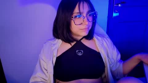   Sophie  online show from 06.12.26