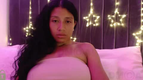 Snapshot of sophiia_dreams chatting on 01.07.25 Sophia this is not my real name online show from 01.07.25