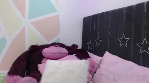 Snapshot of sophiia_dreams chatting on 02.07.25 Sophia this is not my real name online show from 02.07.25