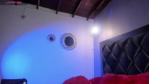 sophi online show from 09.10.25