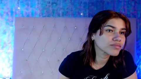 Snapshot of sophye_logan chatting on 02.02.25 sophye_logan online show from 02.02.25