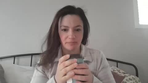 Snapshot of sotamom chatting on 05.11.26 NaughtyMommy online show from 05.11.26