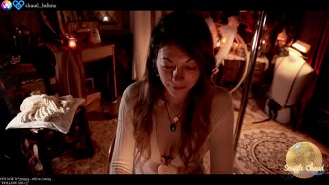 Snapshot of souffle_chaud chatting on 01.28.25 . . online show from 01.28.25