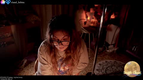 Snapshot of souffle_chaud chatting on 02.05.25 . . online show from 02.05.25