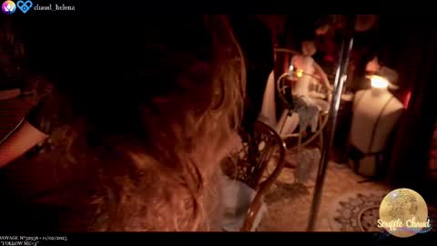 Snapshot of souffle_chaud chatting on 02.11.25 . . online show from 02.11.25