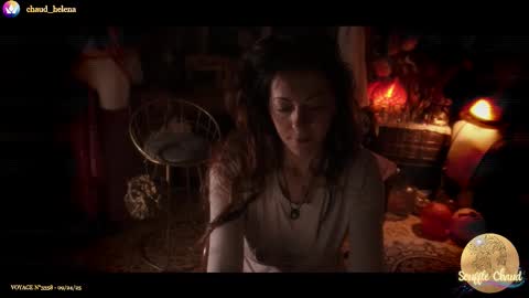 Snapshot of souffle_chaud chatting on 09.24.25 . . online show from 09.24.25