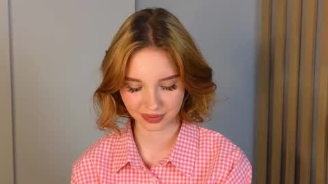 Snapshot of soul_garden chatting on 11.20.25 sylene online show from 11.20.25